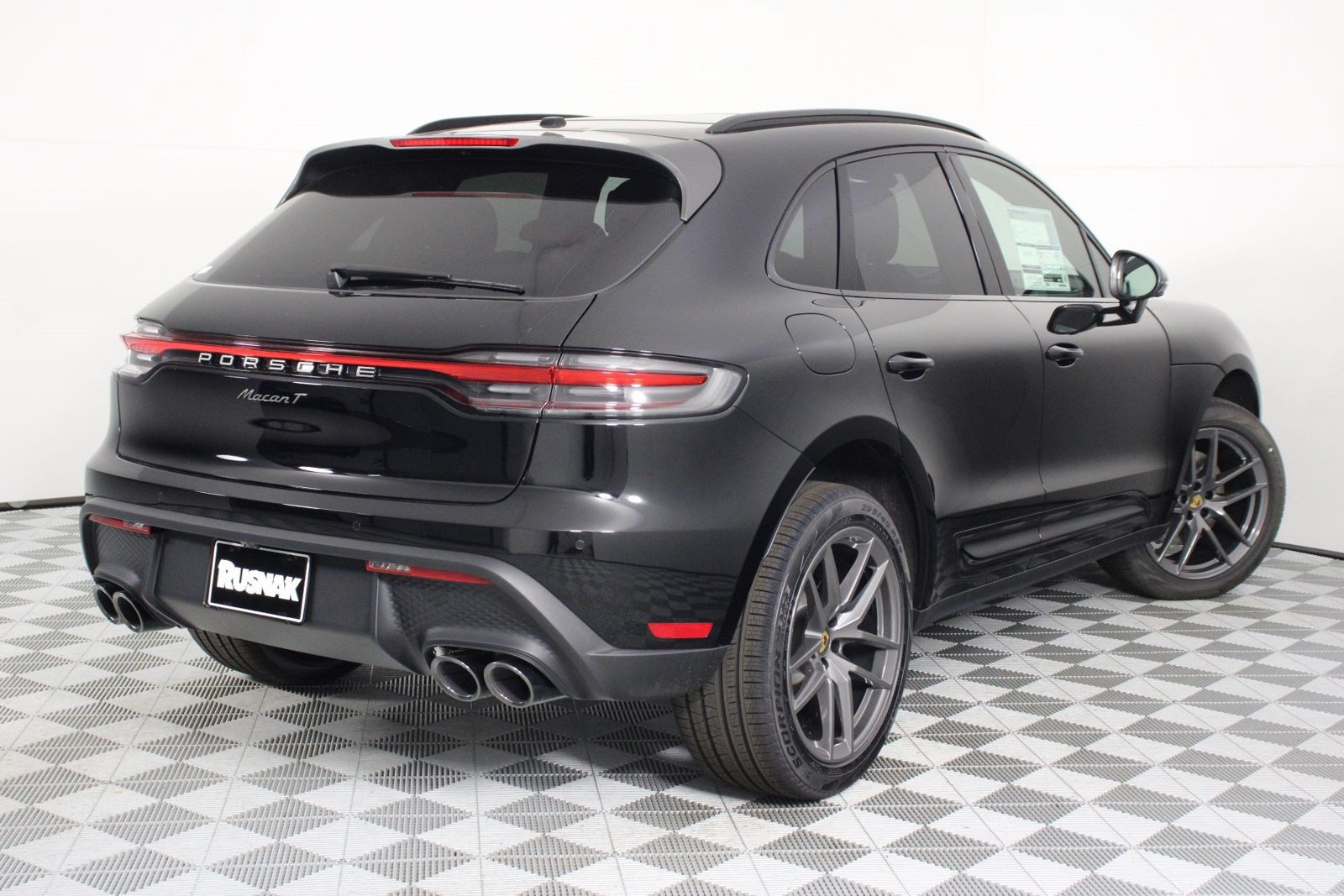 New 2026 Porsche Macan Turbo AWD/4WD image 7