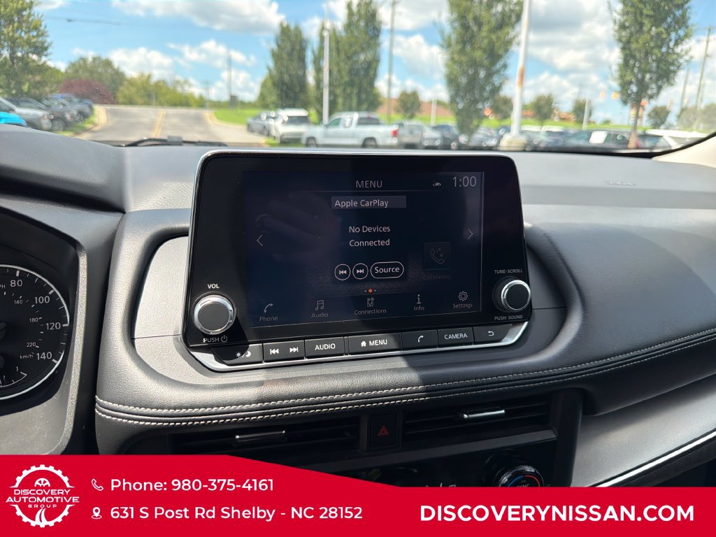 Certified 2025 Nissan Rogue SV AWD/4WD image 15