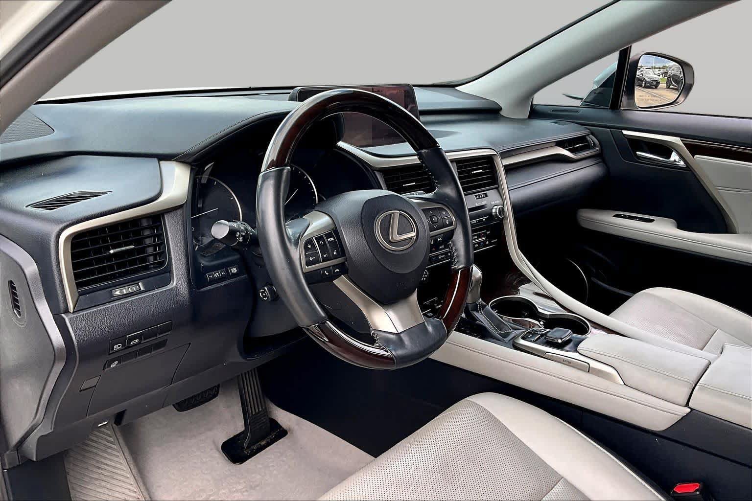 Used 2018 Lexus RX 350 FWD w/ Premium Package image 15