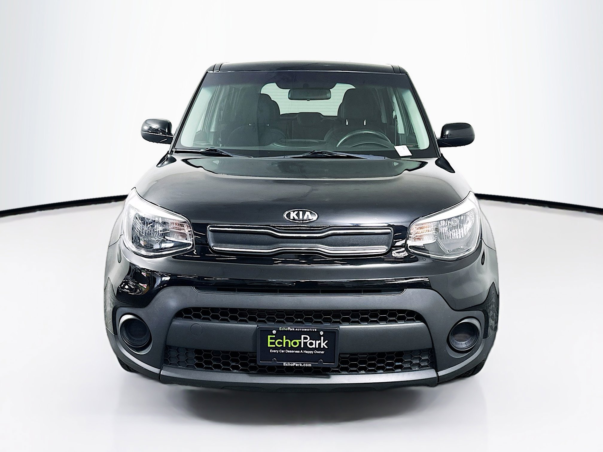 Used 2017 Kia Soul FWD image 2