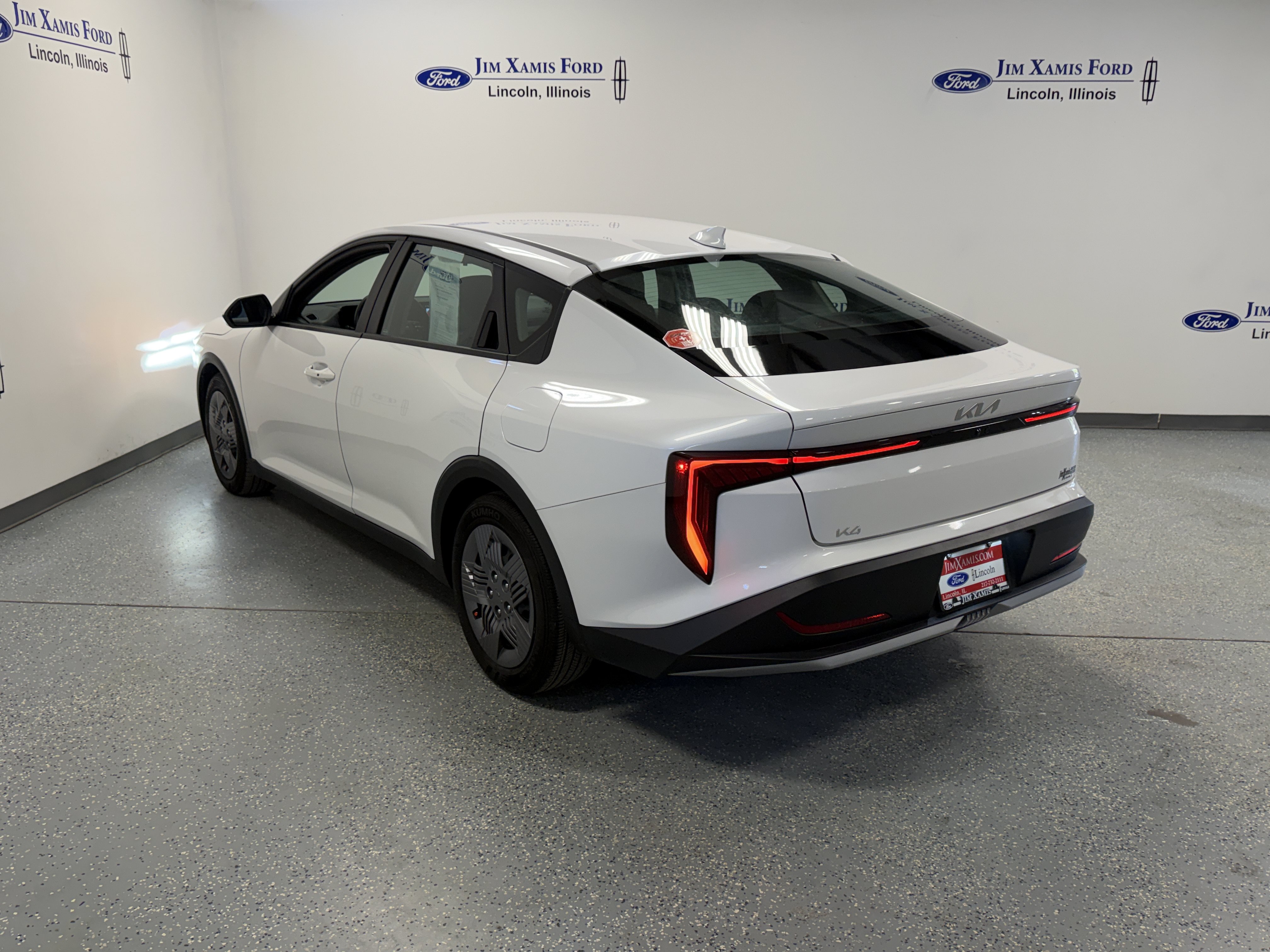 Used 2025 Kia K4 FWD image 29