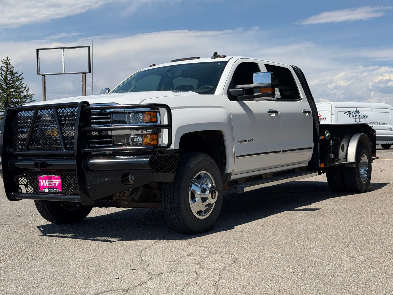 Used 2015 Chevrolet Silverado 3500 LTZ w/ Duramax Plus Package AWD/4WD image 5