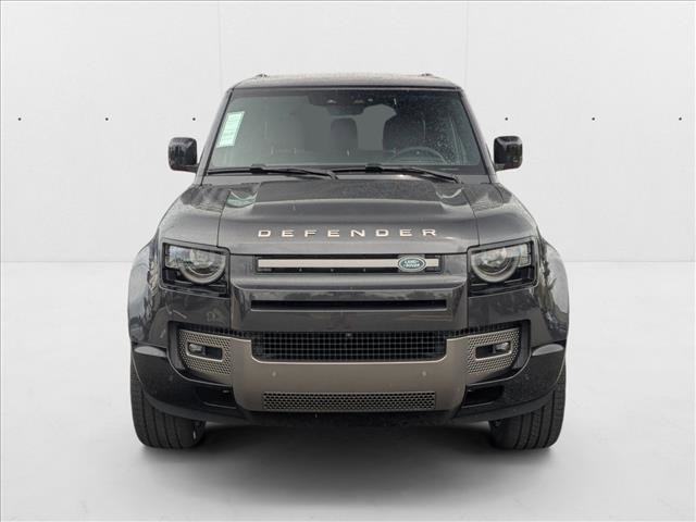 New 2025 Land Rover Defender 110 X-Dynamic SE image 5