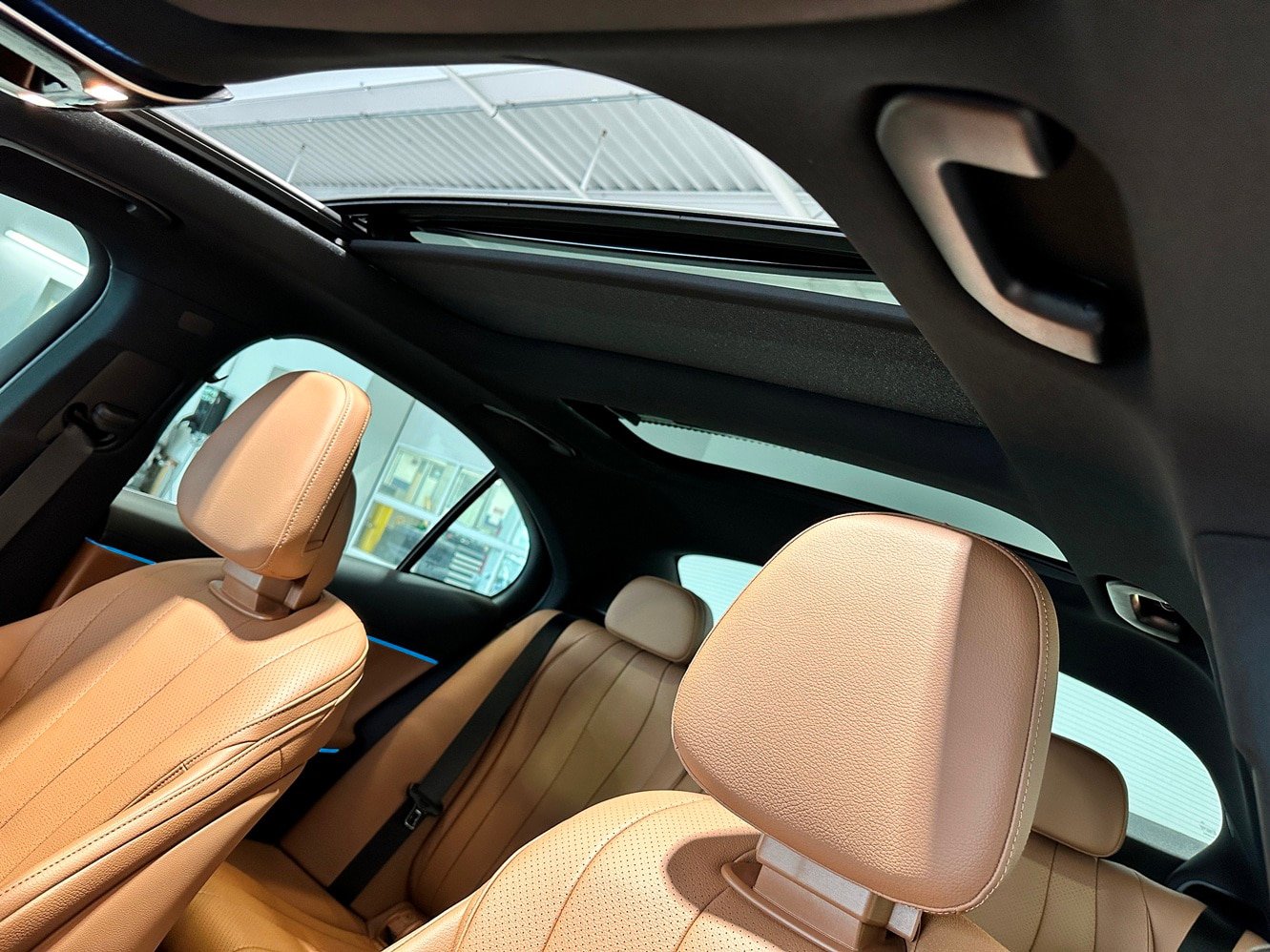 New 2026 Mercedes-Benz E 350 4MATIC Sedan image 13
