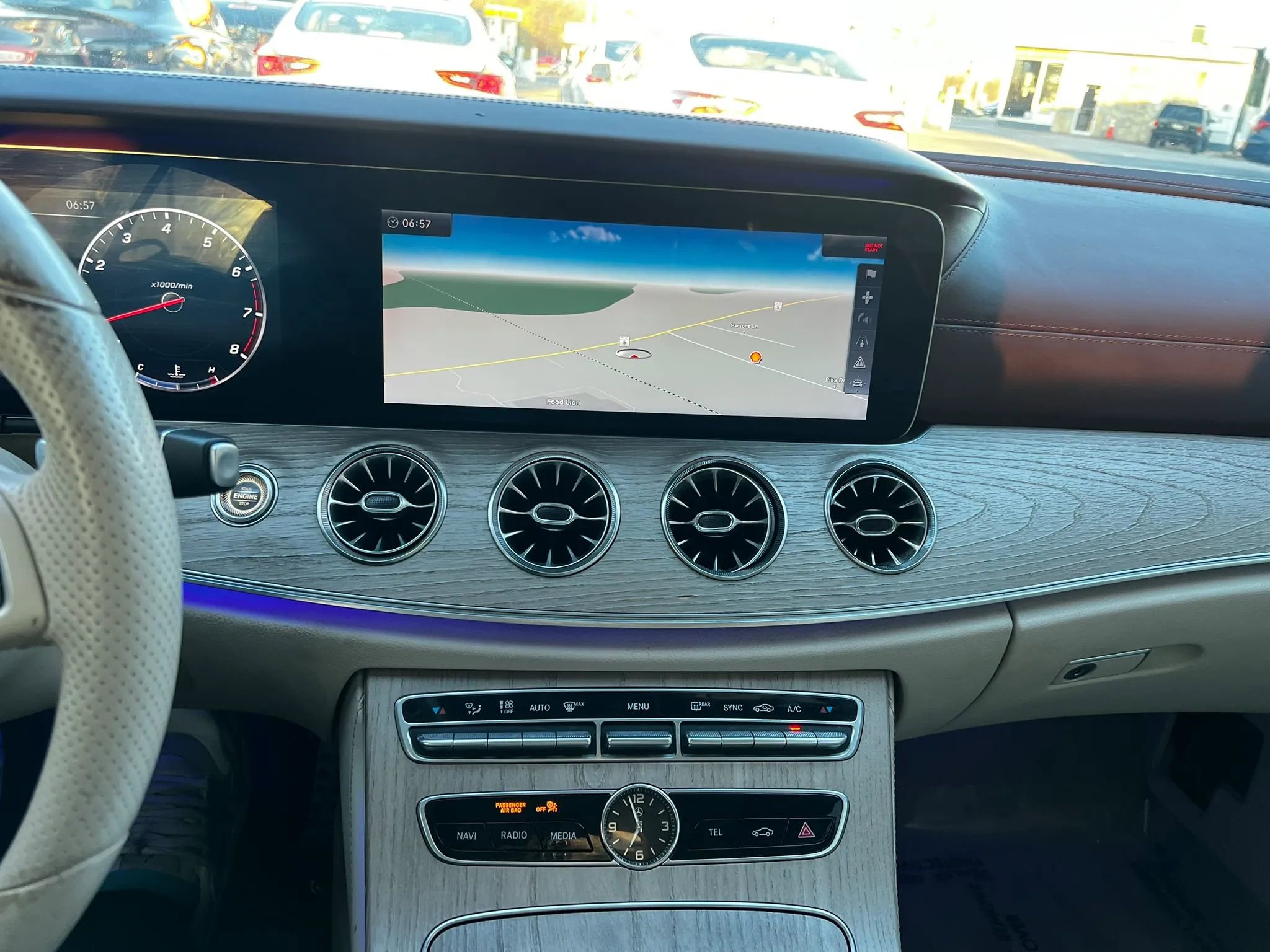 Used 2018 Mercedes-Benz E 400 Coupe w/ Premium 2 Package image 17