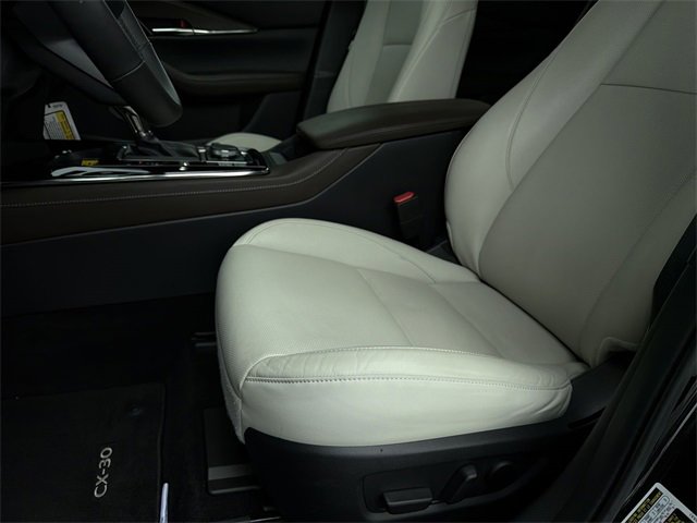 Used 2025 MAZDA CX-30 2.5 Turbo w/ Premium Plus Pkg image 23
