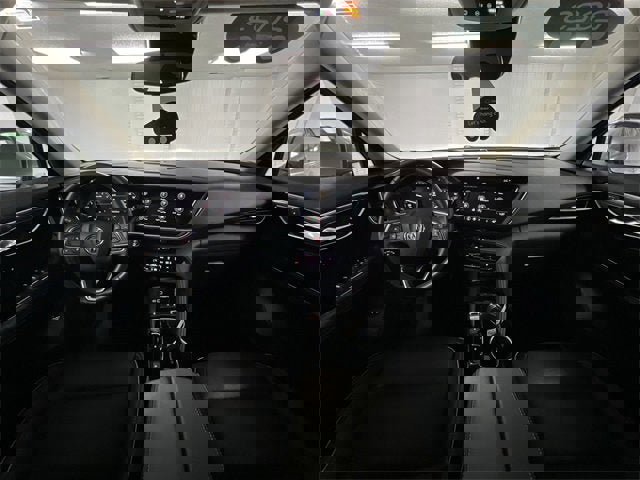 Certified 2023 Buick Envision Essence image 19