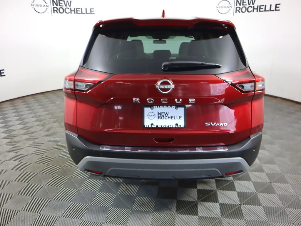Used 2023 Nissan Rogue SV AWD/4WD image 6