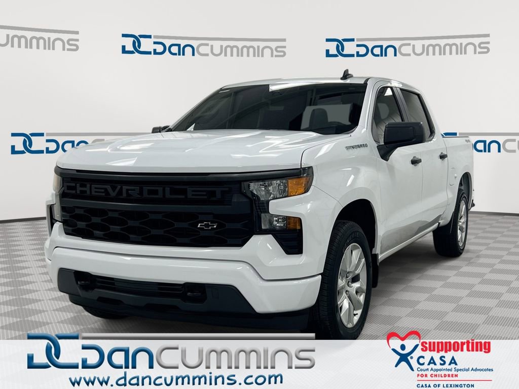 Used 2023 Chevrolet Silverado 1500 Custom image 1