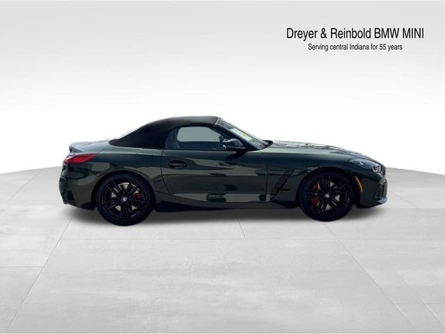 Used 2025 BMW Z4 M40i w/ Edition image 8