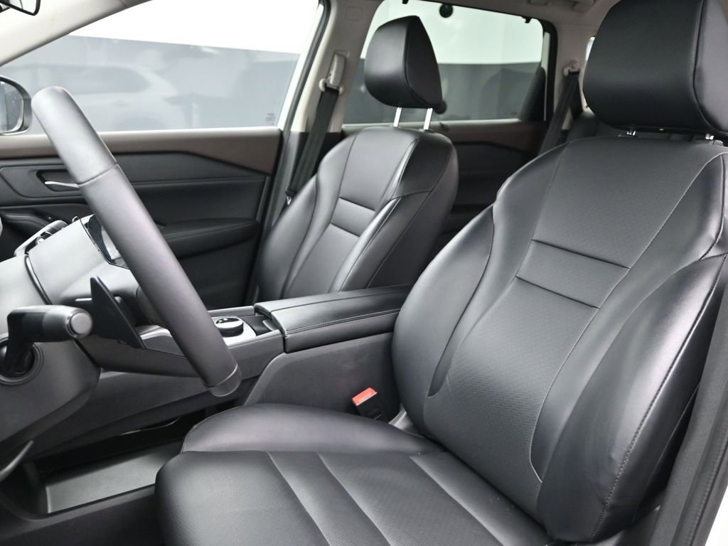 Used 2023 Nissan Rogue SV w/ SV Premium Package image 15