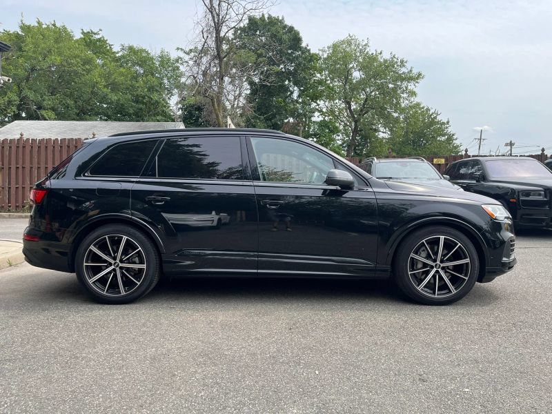 Used 2023 Audi Q7 3.0T Prestige w/ Prestige Package AWD/4WD image 9