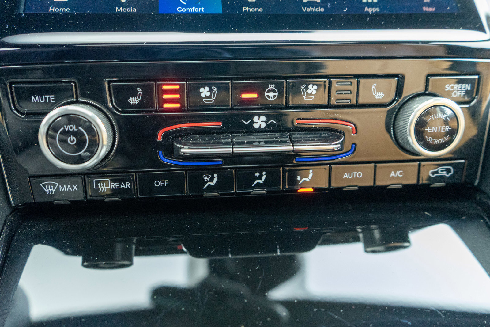 Used 2024 Jeep Grand Cherokee Summit w/ Adv Protech Group IV image 22