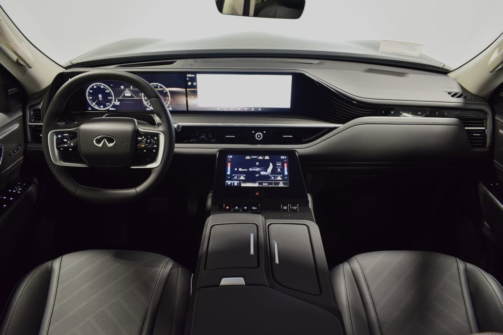 New 2026 INFINITI QX80 Luxe image 14
