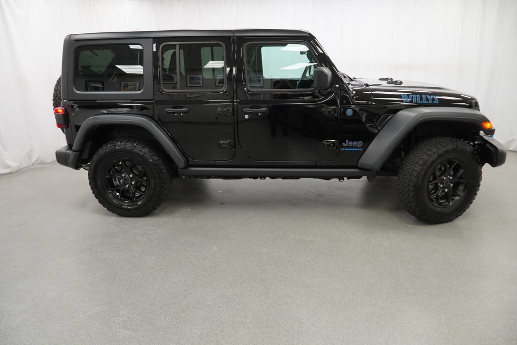 Used 2024 Jeep Wrangler Unlimited AWD/4WD image 11
