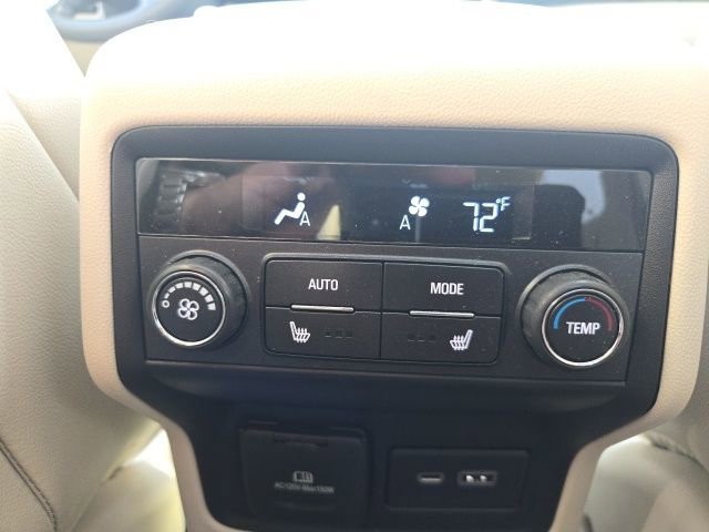 Used 2023 GMC Acadia Denali w/ Black Diamond Edition image 34