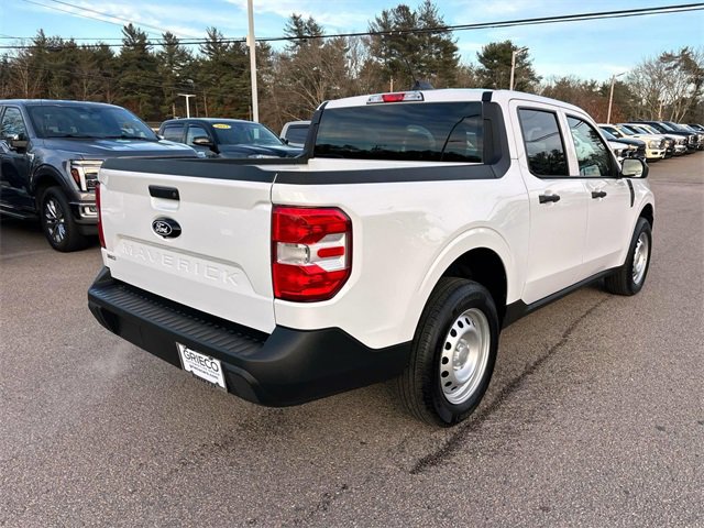 Used 2025 Ford Maverick XL image 3