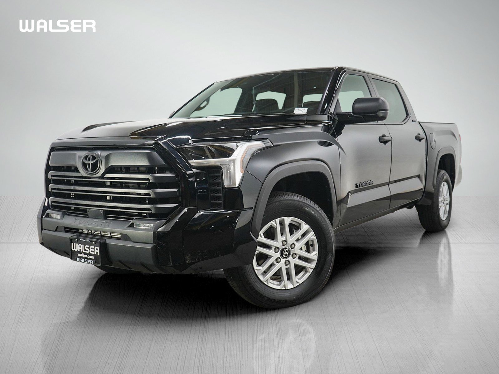 Used 2026 Toyota Tundra SR5 AWD/4WD image 1