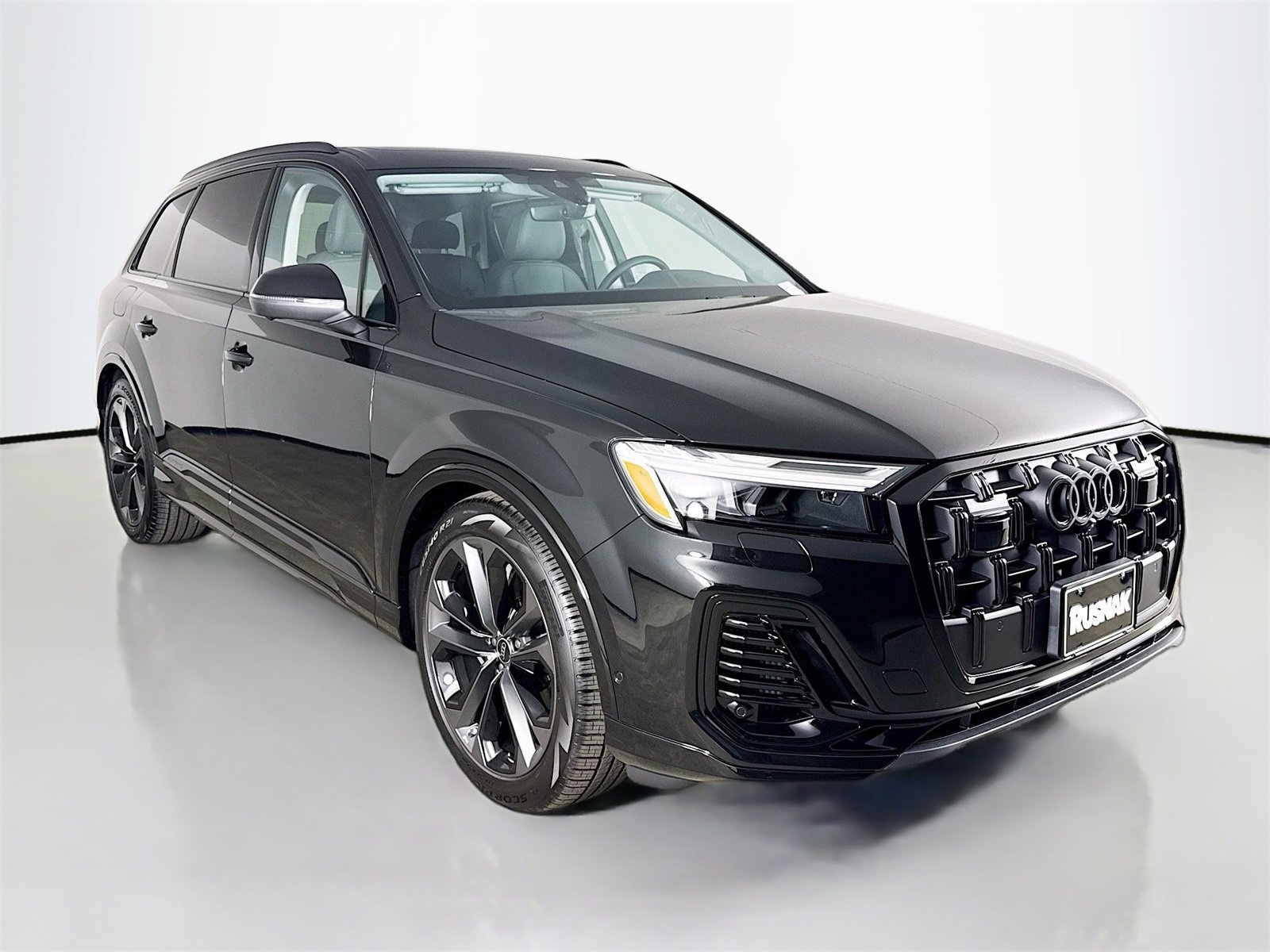 New 2025 Audi Q7 3.0T Premium Plus