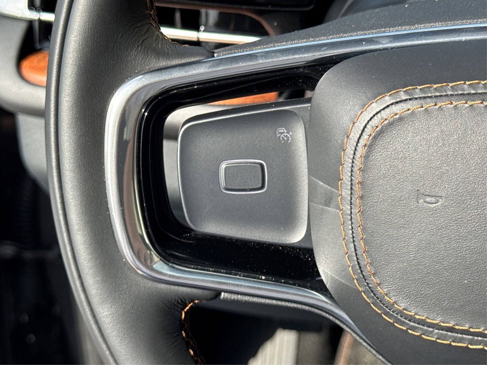 Used 2025 Lincoln Navigator Black Label image 29