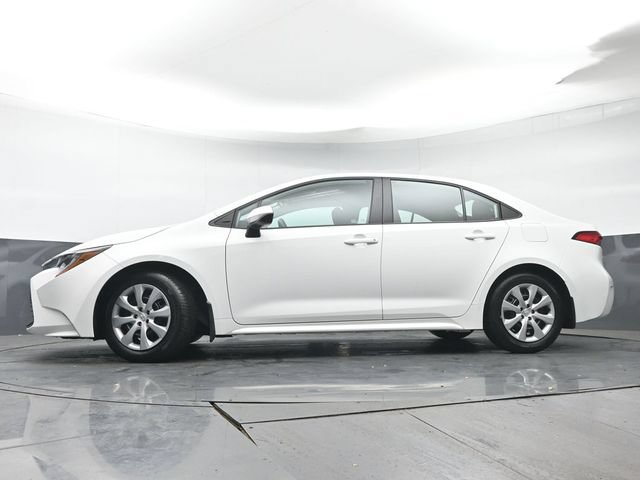 Certified 2026 Toyota Corolla LE FWD image 28
