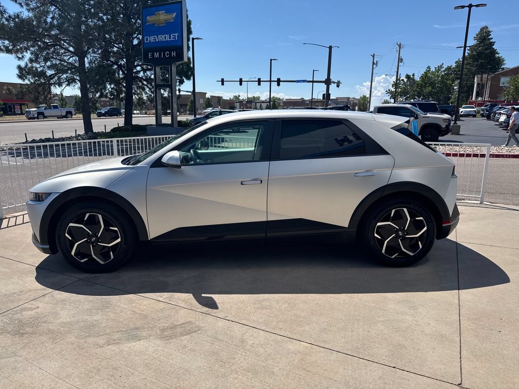 Used 2024 Hyundai Ioniq 5 SEL AWD/4WD image 2