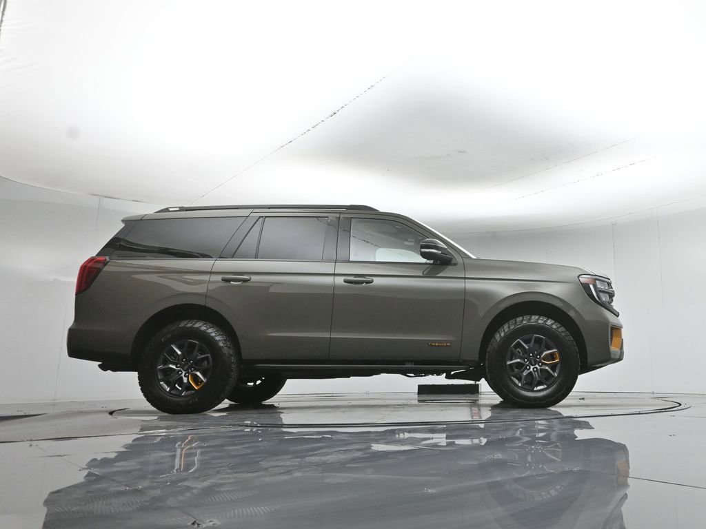 Certified 2025 Ford Expedition Tremor AWD/4WD image 53