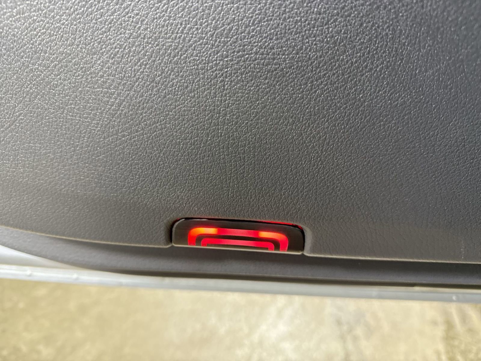 Used 2024 Mercedes-Benz GLC 43 AMG 4MATIC image 21