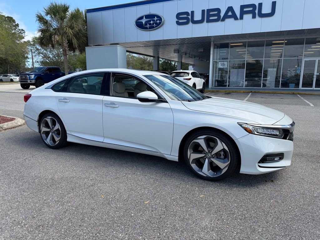 Used 2020 Honda Accord Touring image 1