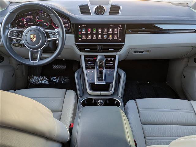 Used 2022 Porsche Cayenne image 19