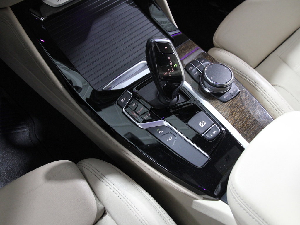 Used 2019 BMW X4 M40i image 15