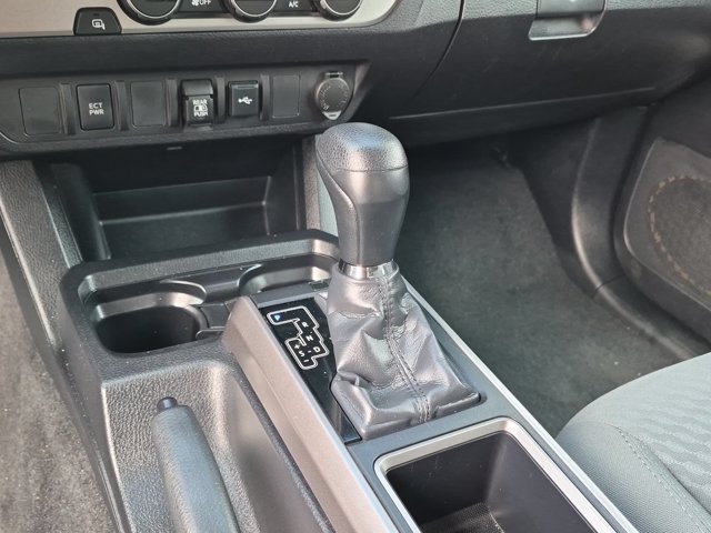 Used 2021 Toyota Tacoma SR5 RWD image 22