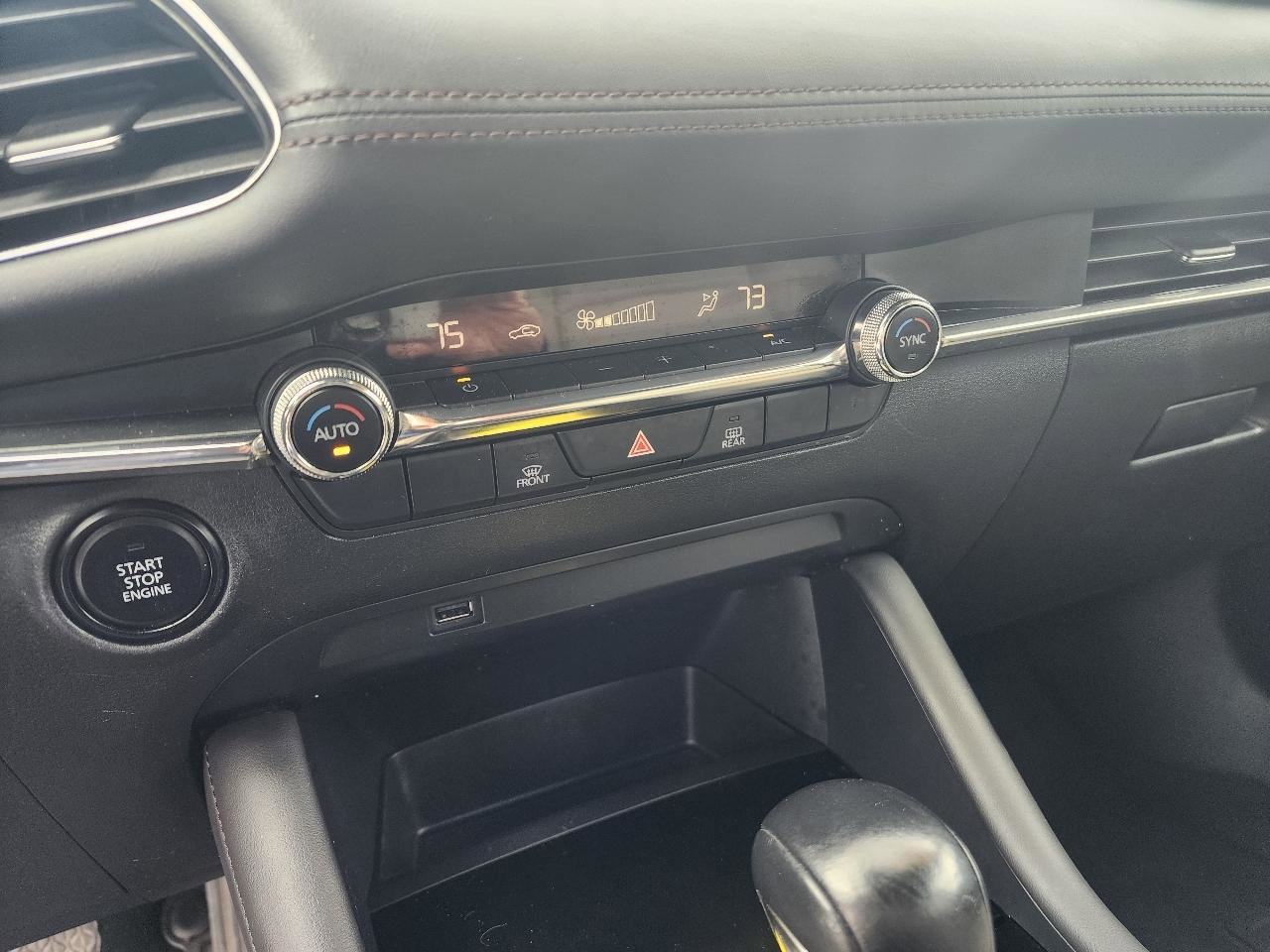 Used 2019 MAZDA MAZDA3 AWD Hatchback image 22