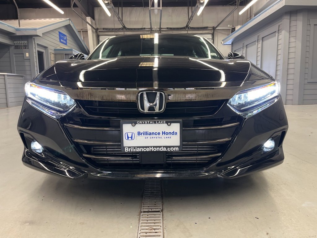 Used 2022 Honda Accord Sport image 2