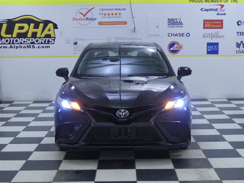 Used 2021 Toyota Camry SE AWD/4WD image 2
