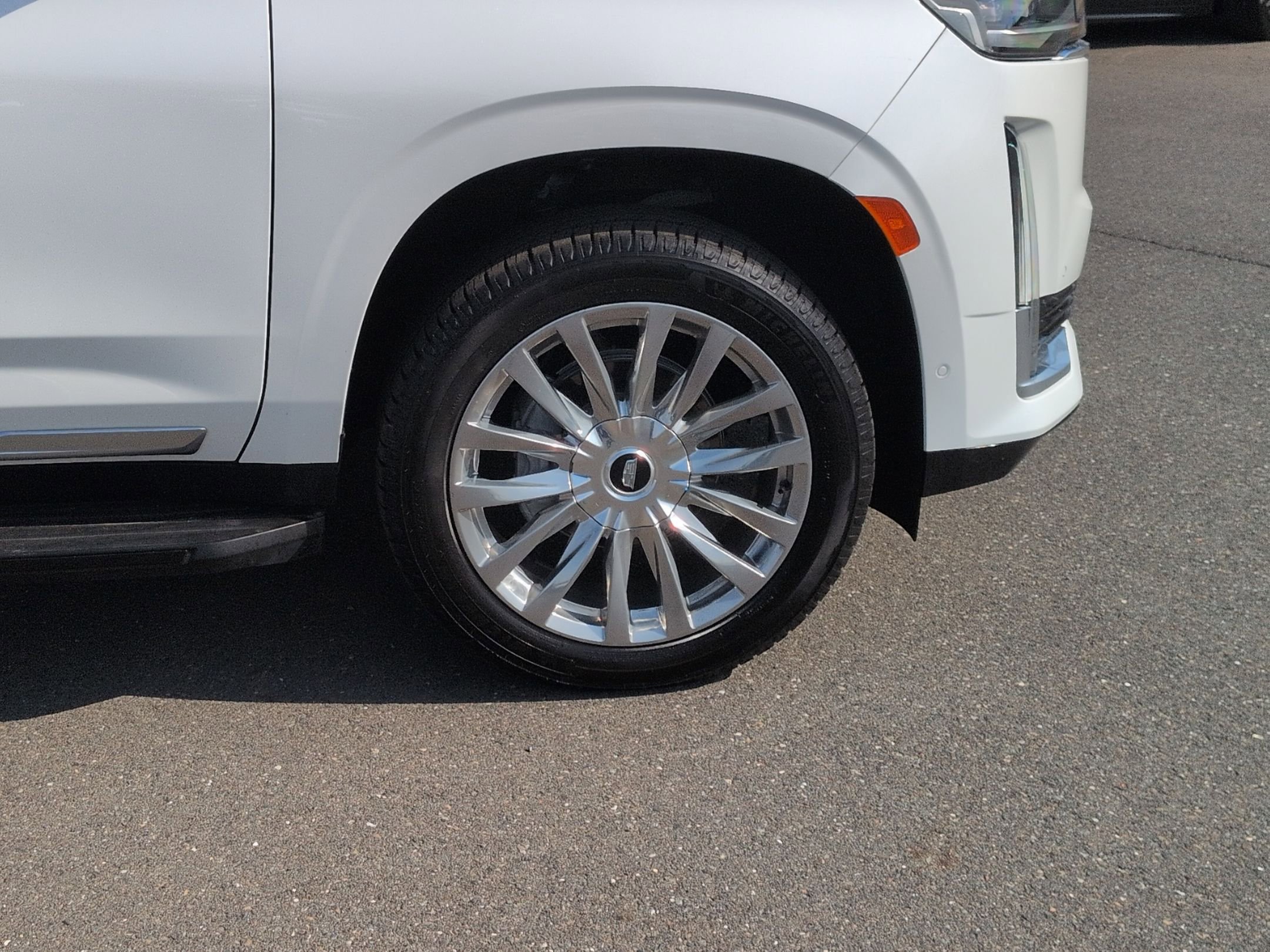 Certified 2021 Cadillac Escalade Premium Luxury image 34