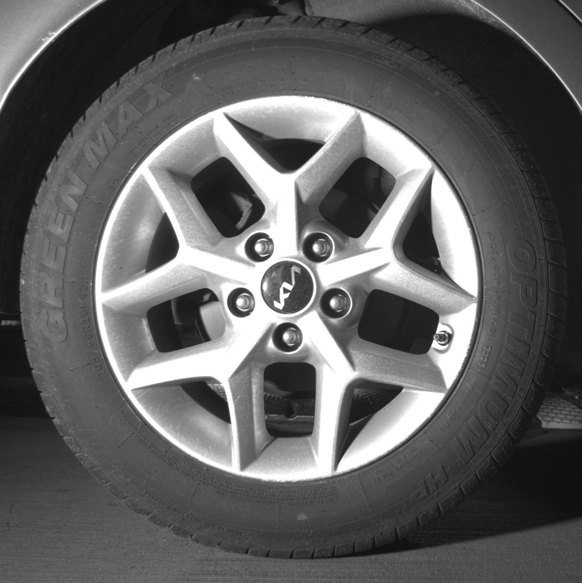 Used 2025 Kia Soul LX w/ LX Technology Package FWD image 15