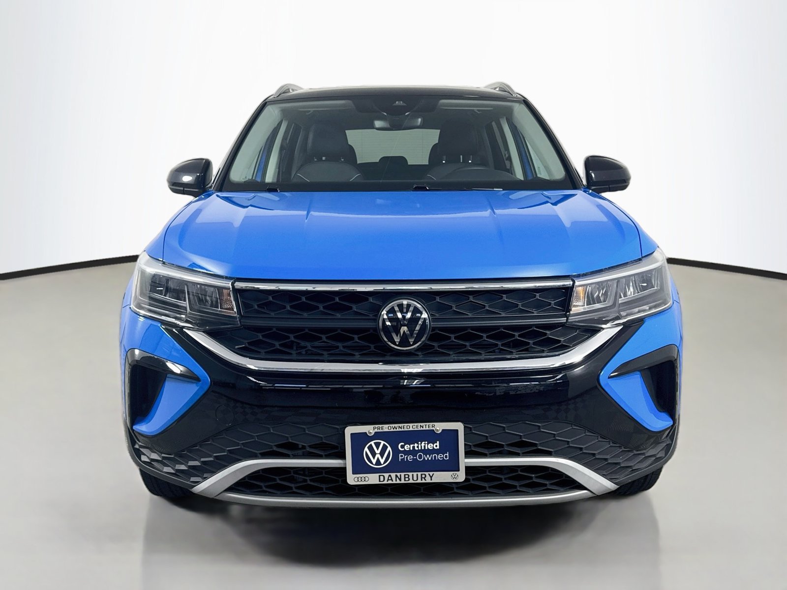 Certified 2023 Volkswagen Taos SE w/ Panoramic Sunroof Package AWD/4WD image 6