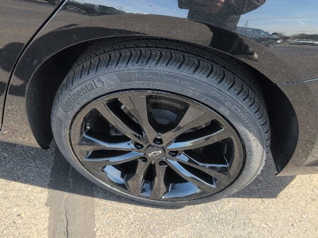 Used 2024 Chevrolet Malibu LT w/ Midnight Edition FWD image 12