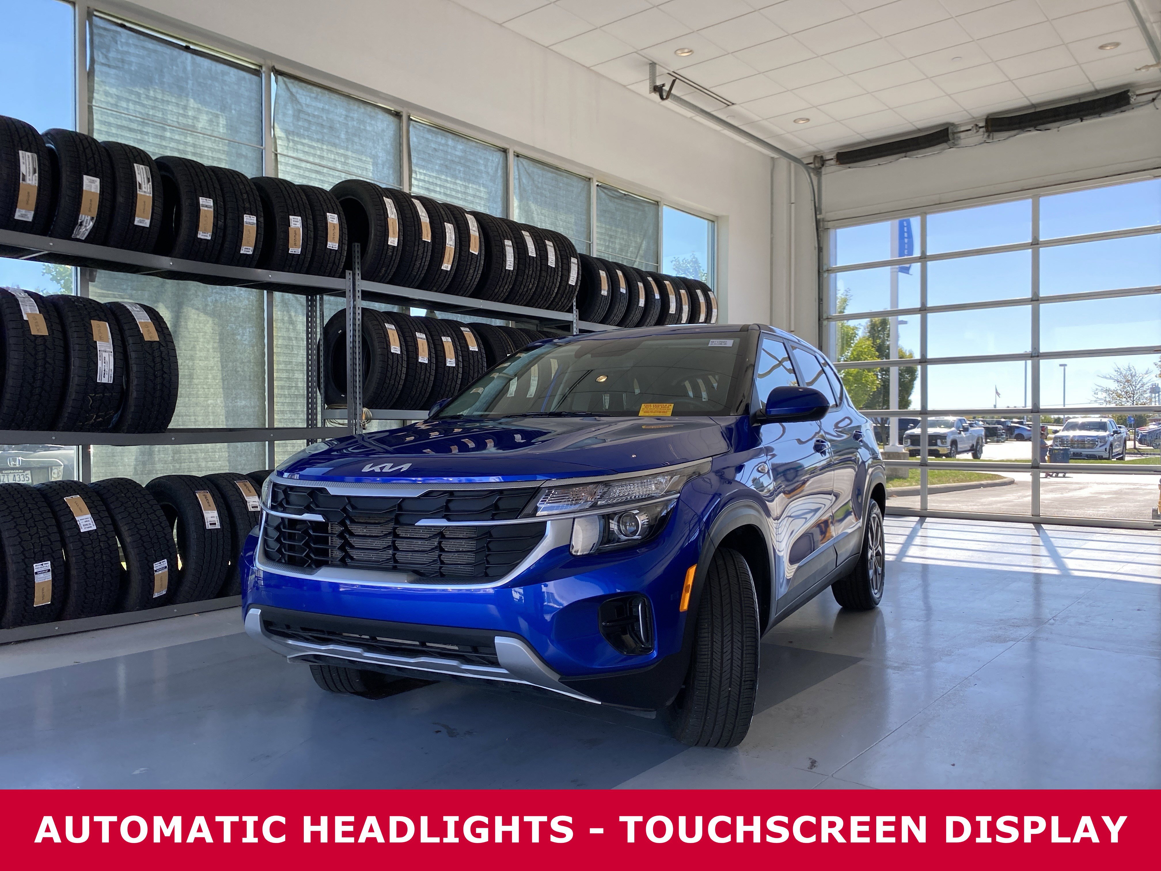 Used 2024 Kia Seltos LX image 2