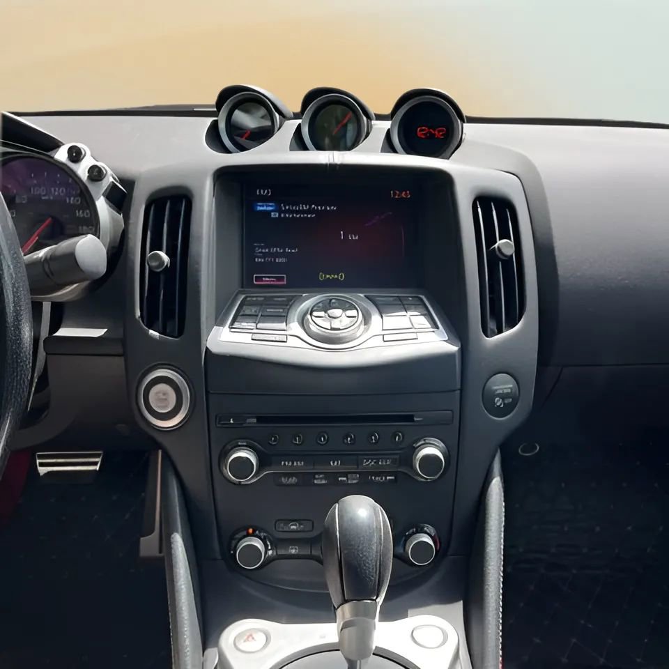 Used 2014 Nissan 370Z Touring w/ Sport Package RWD image 22