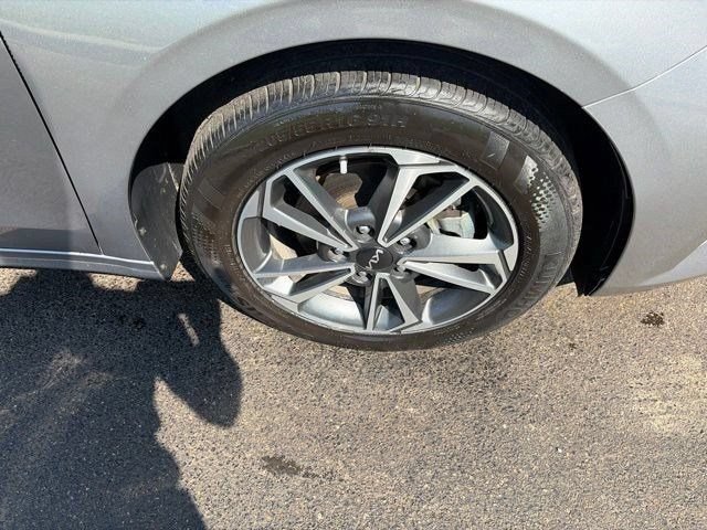 Used 2024 Kia Forte LXS FWD image 39