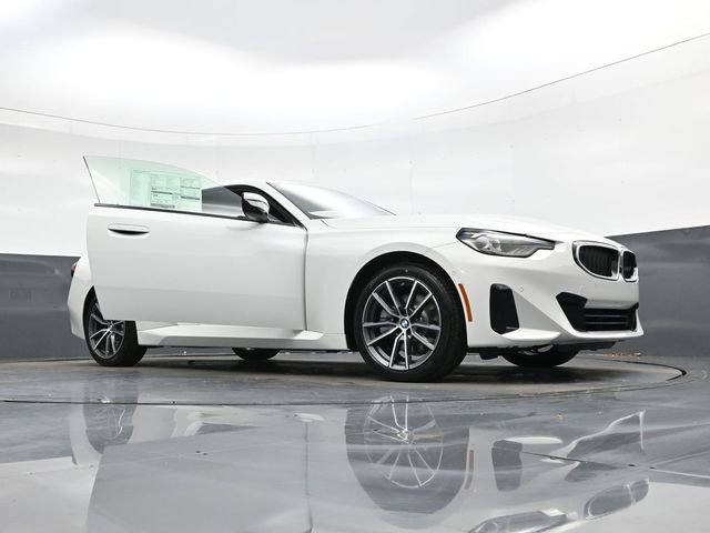 New 2026 BMW 230i xDrive Coupe image 40