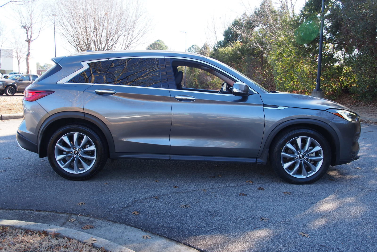 Used 2022 INFINITI QX50 Luxe image 8