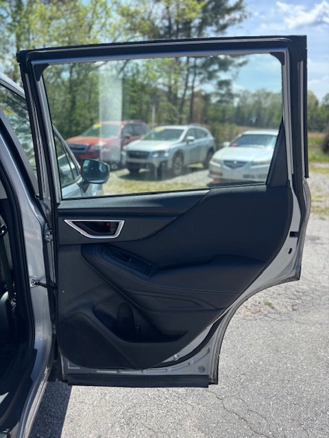 Used 2021 Subaru Forester 2.5i image 15