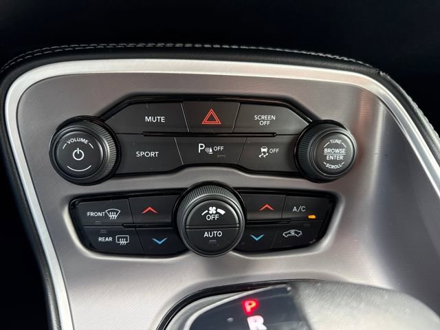 Used 2022 Dodge Challenger SXT w/ Plus Package image 24