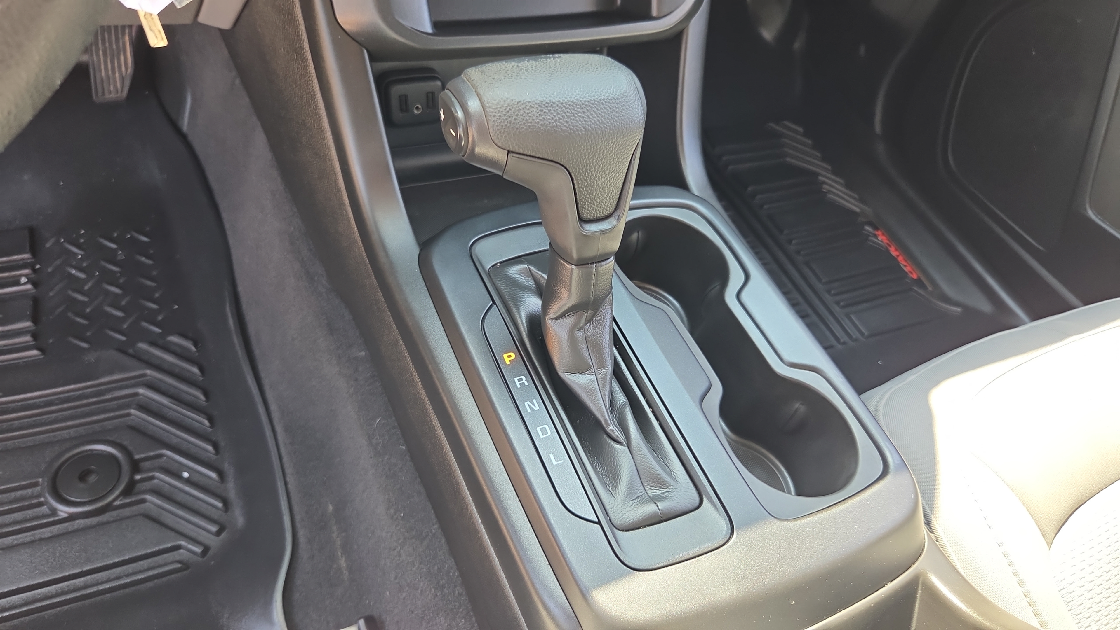 Certified 2020 GMC Canyon 2WD Crew Cab w/ Convenience Package image 21