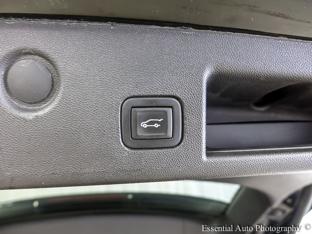 Used 2024 Chevrolet Equinox LT AWD/4WD image 19