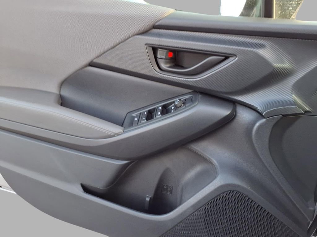 Certified 2025 Subaru Crosstrek 2.0i Premium image 13