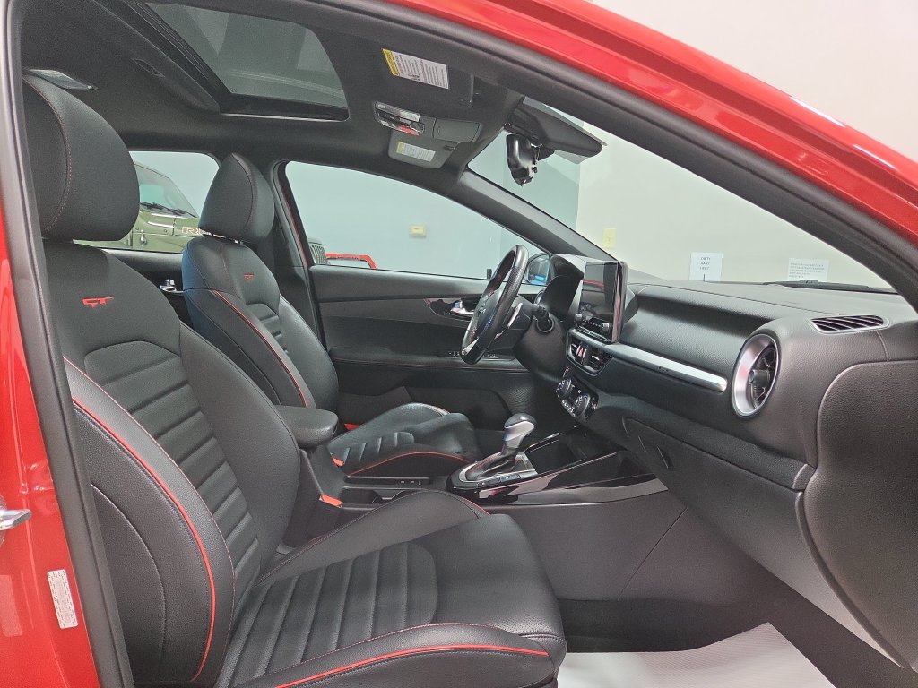 Used 2023 Kia Forte GT w/ GT2 Package FWD image 19